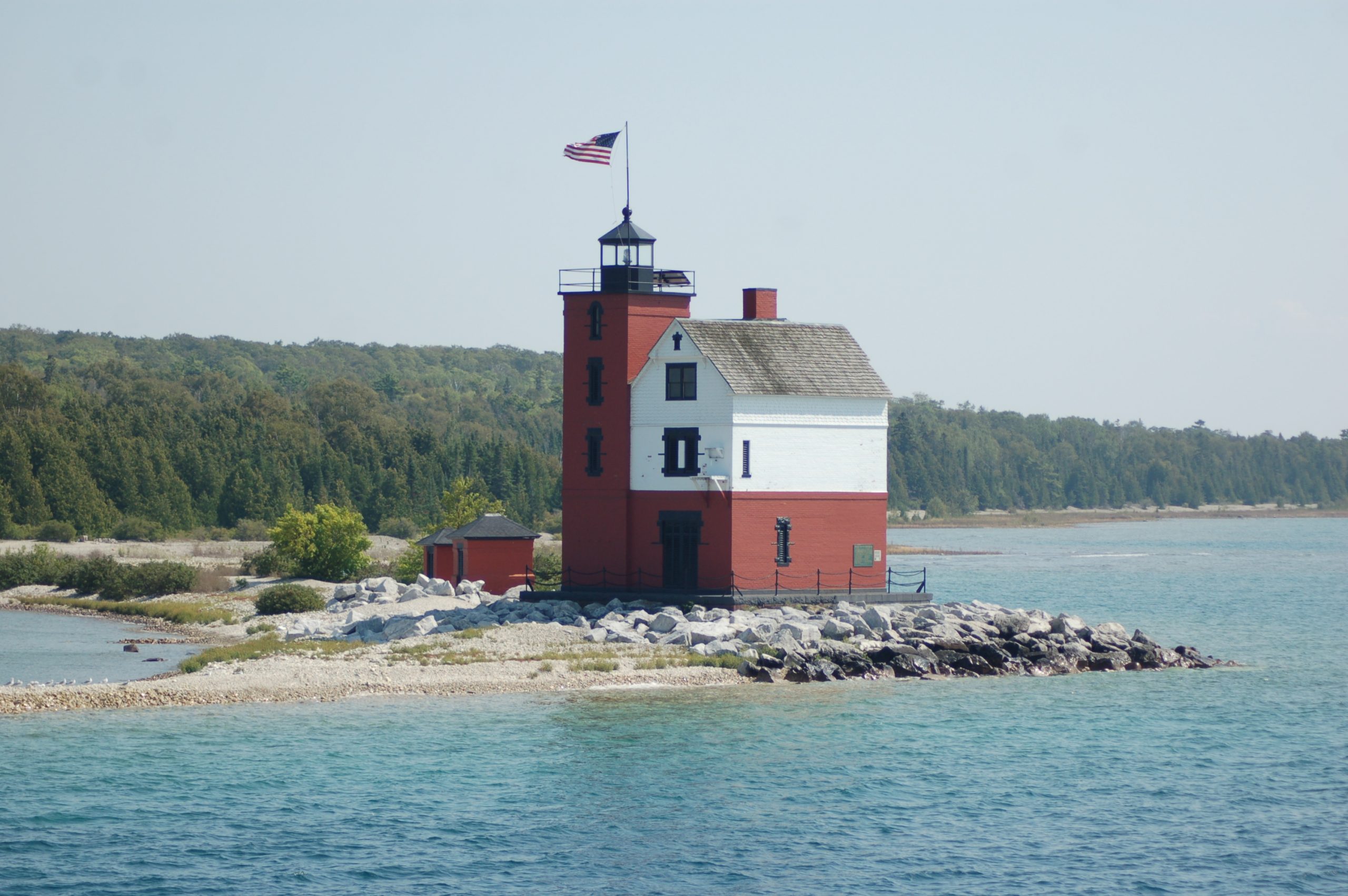 Michigan Lighthouse Guide and Map: Mackinac County Lighthouses