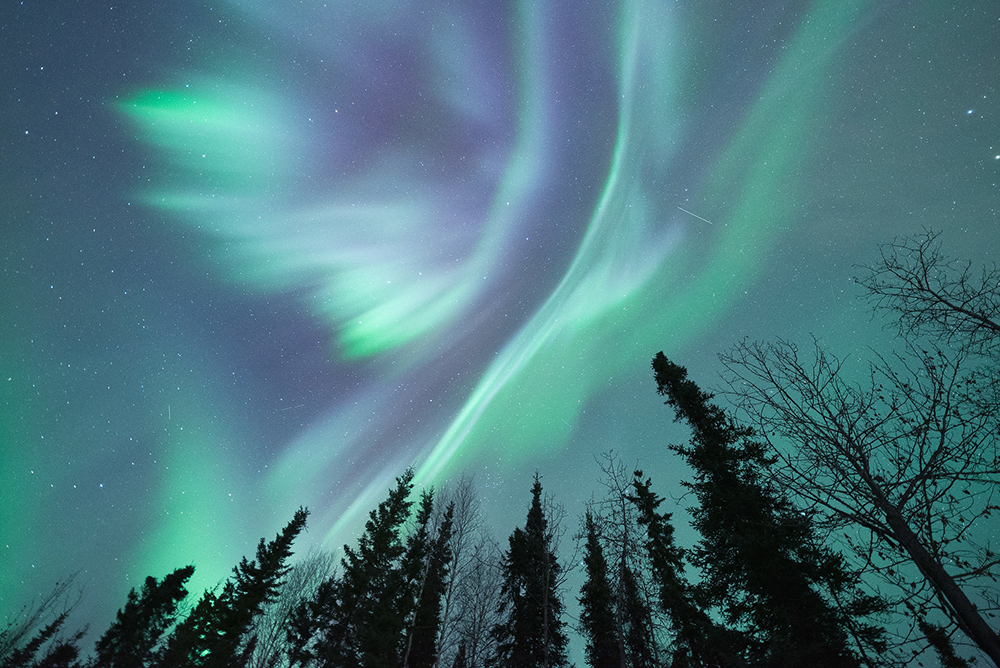 Northern Lights myths & tips to make your aurora adventure lit