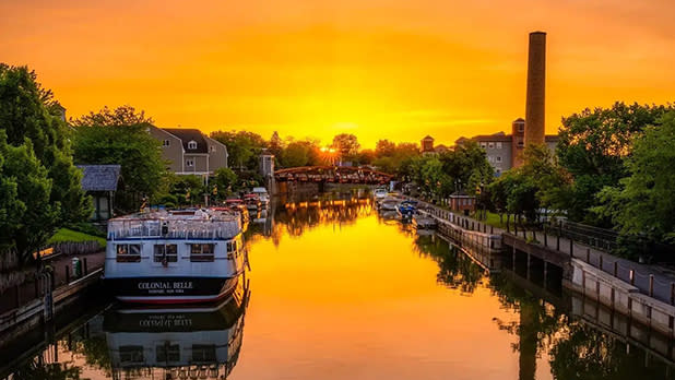 How to Enjoy New York’s Canal Towns this Summer