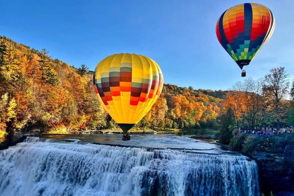 Where & How to Experience New York State’s Amazing Fall Foliage Views