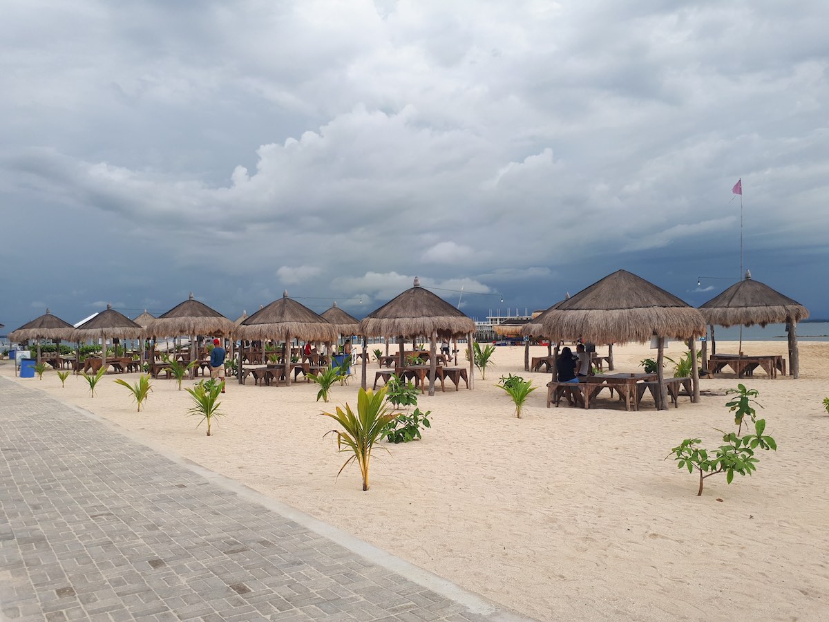 From Bacolod to Bliss: A tour to Lakawon Island Resort