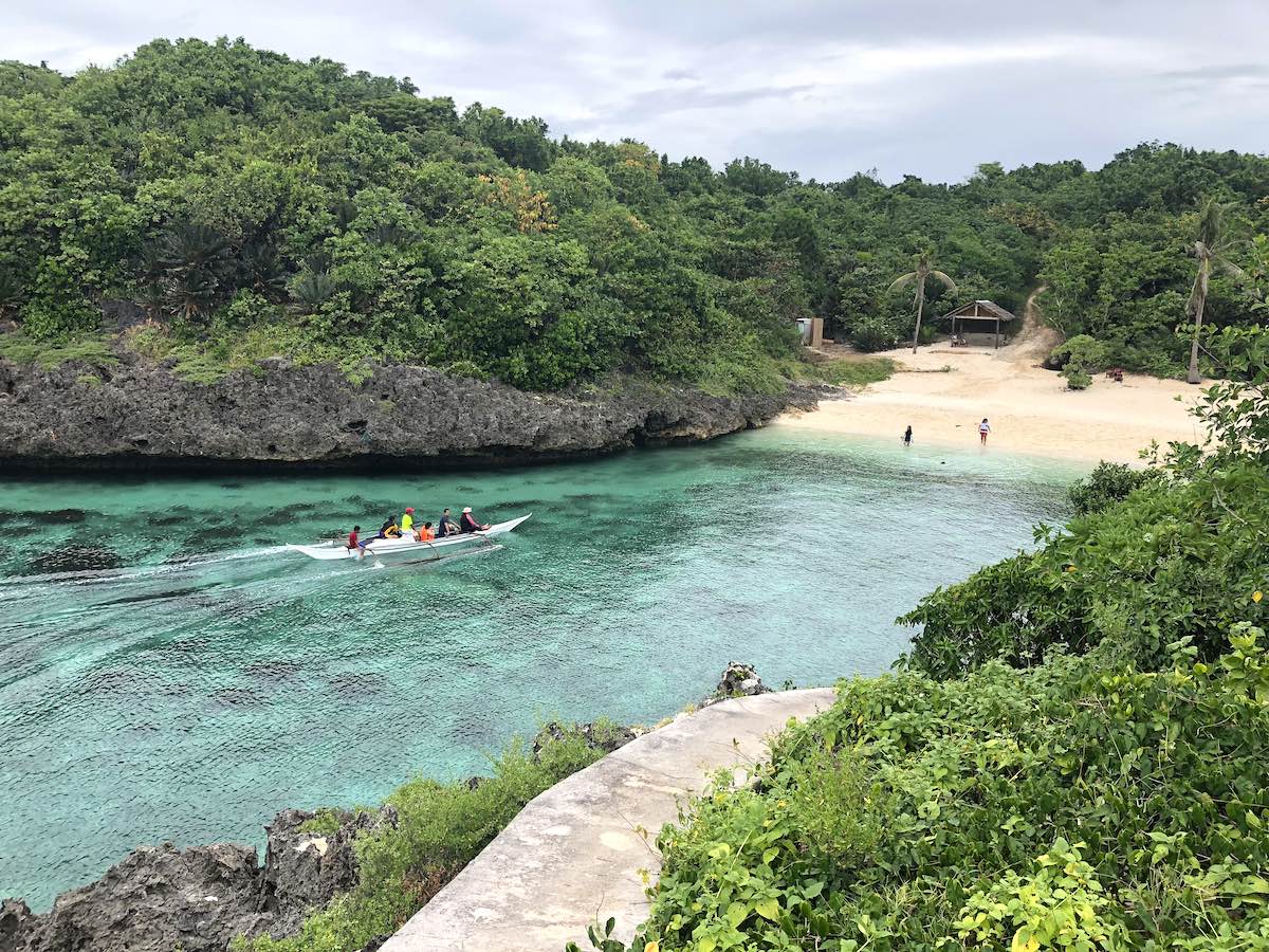 Carnaza, La Manok, and Dakit Dakit Islands: A Travel Guide