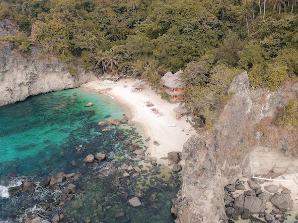 Apo Island Travel Guide: From a Non-diver’s Perspective