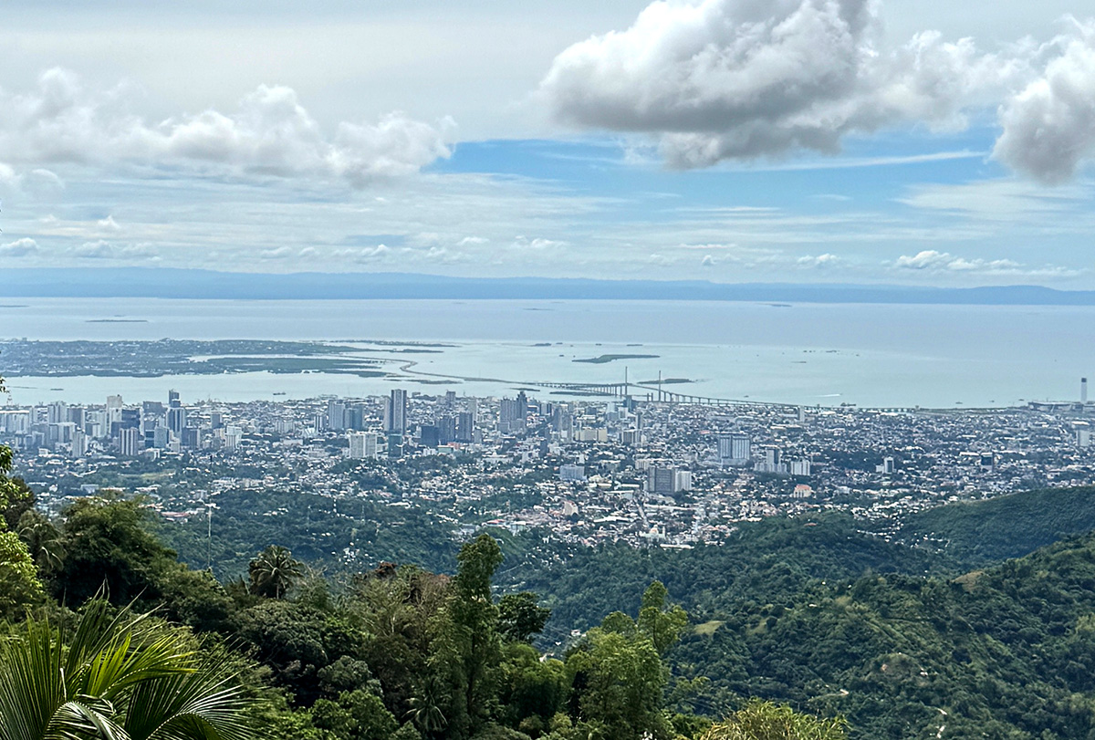 Cebu Travel Guide: A Vibrant Blend of History, Culture, and Natural Beauty