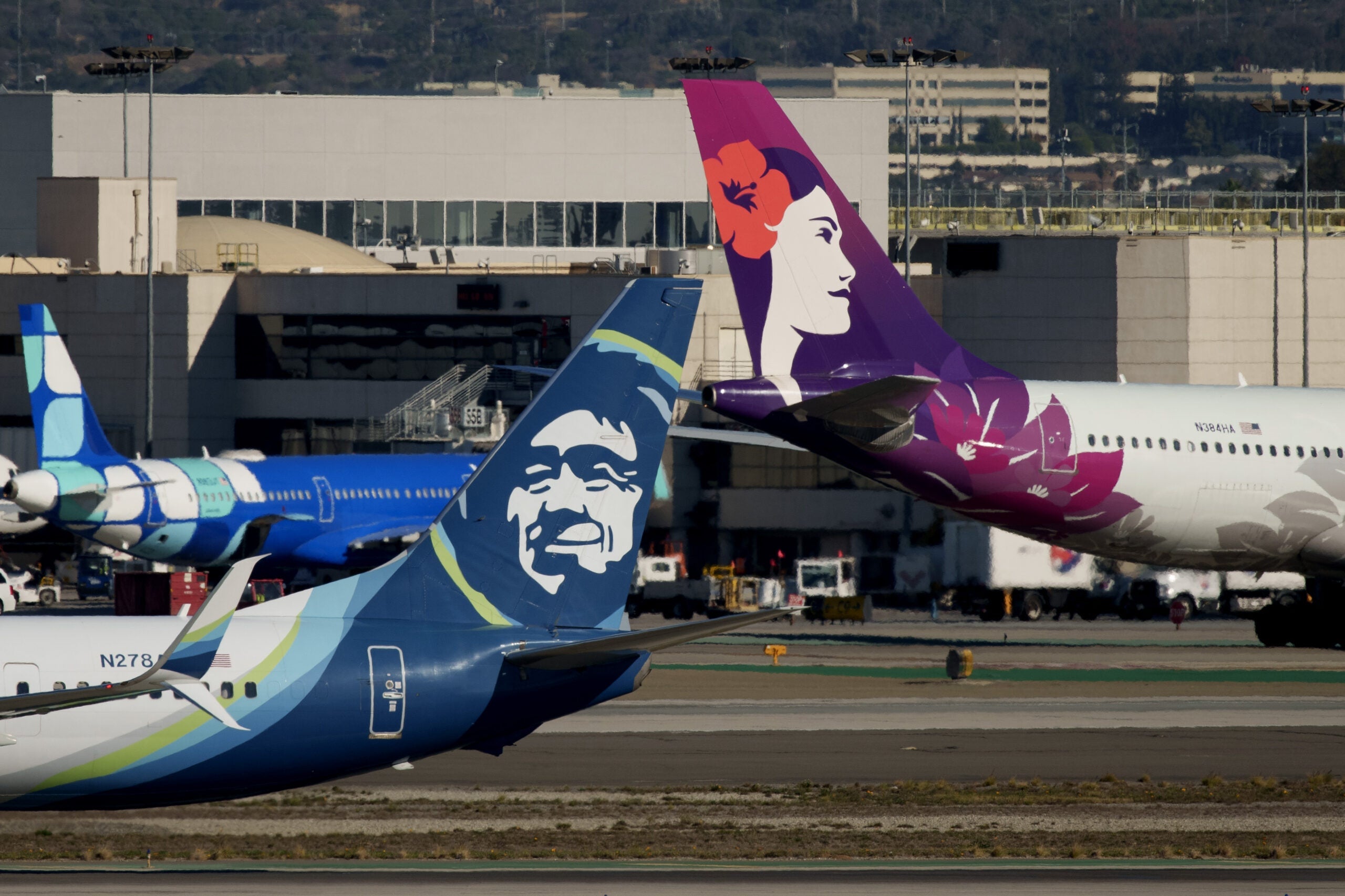 Alaska adds 2 new Honolulu routes, drops Auckland